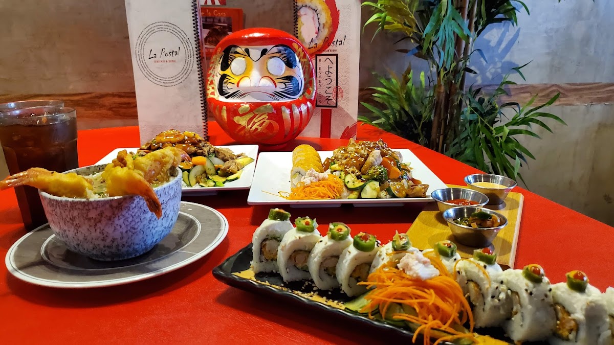 La Postal Teriyaki & Sushi Suc Santa Fe-2