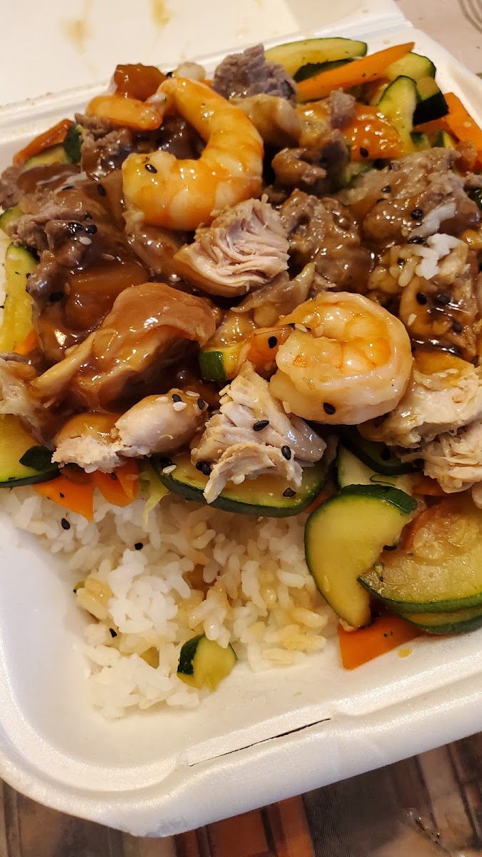 La Postal Teriyaki & Sushi Suc Santa Fe-6